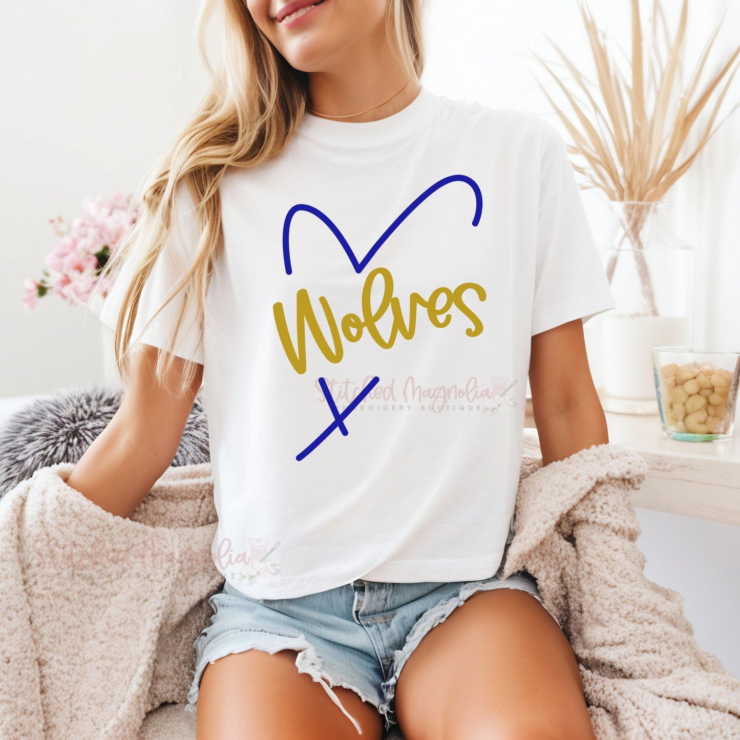 Wolves Split Heart T-Shirt | White | Boxy Tee