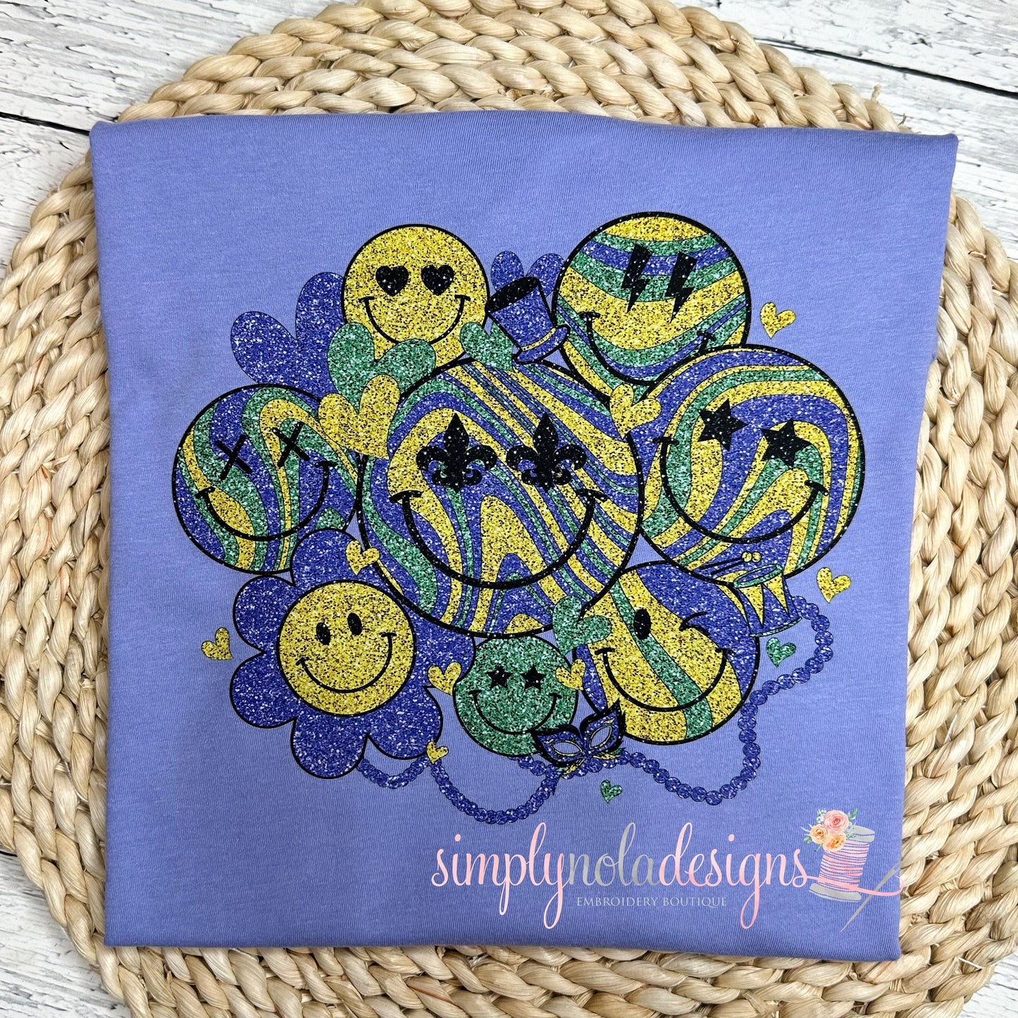 Woman’s Mardi Gras Shirt, Retro Mardi Gras Smiley Face Shirt, Retro Smiley Face, Mardi Gras Shirt, Retro Mardi Gras Shirt, Faux Glitter DTF