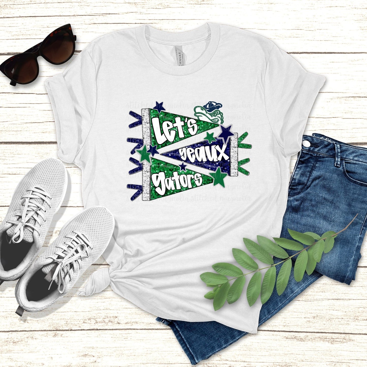 Faux Sequin Gators Cheer Pennant | Gators Cheer Pennant T-Shirt | White Boxy Tee